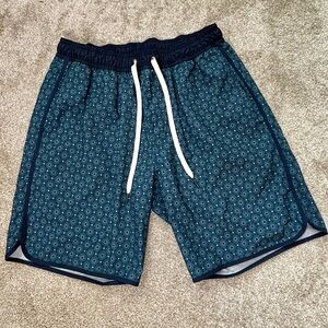 Men’s Fair Harbor Swim Trunks with Liner — size large